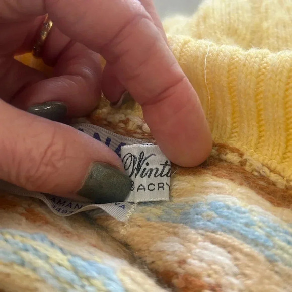Unisex Amana 100% Wintuk Vintage Yellow Fair Isle Nordic Henley Sweater - Picture 3 of 10